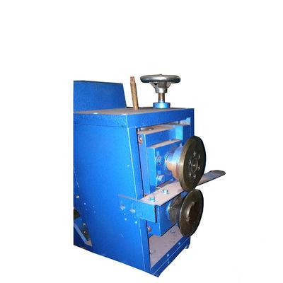 स्टेनलेस स्टील मेटल कुकवेयर एज कटिंग बीडिंग के लिए 220V एज ट्रिमिंग मशीन