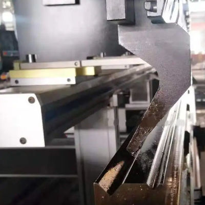 9800KG स्टेनलेस स्टील झुकने की मशीन रसोई सिंक फोल्डिंग मशीनरी