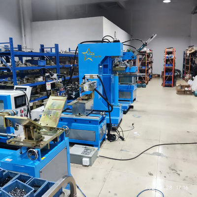 स्टेनलेस स्टील के हाथ सिंक रसोई के बर्तनों के लिए स्वचालित संयुक्त प्रेसिंग और कोण प्रेसिंग मशीन