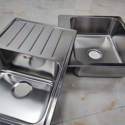 304 स्टेनलेस स्टील खिंचाव रसोई सिंक सेट अनुकूलन योग्य आकार